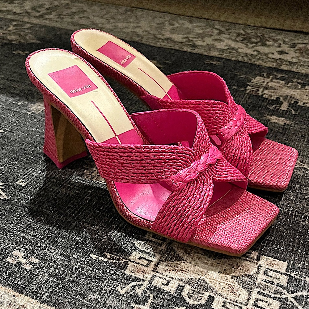 Dolce Vita Nitro Heels in Orchid Raffia